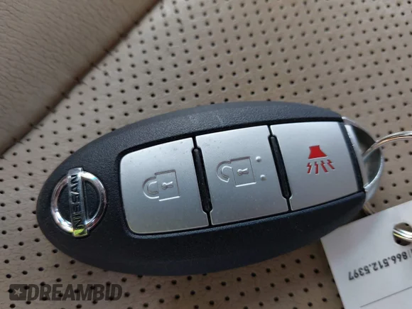 ✅ 2015 Nissan Pathfinder S • VIN: 5N1AR2MN8FC684455 • Lot: 41625117. Wystawiony na IAAI z przebiegiem 183 633 mil. Bezpłatny archiwum sprzedaży aukcyjnych z USA i szczegółowy raport historii pojazdu na DreamBid. Zdjęcie 11.