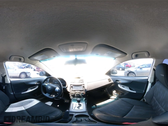 ✅ 2013 Toyota Corolla S • VIN: 5YFBU4EE7DP189833 • Lot: 45103932. Wystawiony na IAAI z przebiegiem 244 438 mil. Bezpłatny archiwum sprzedaży aukcyjnych z USA i szczegółowy raport historii pojazdu na DreamBid. Zdjęcie 20.