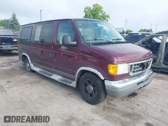 ✅ 2004 Ford Econoline Cargo • VIN: 1FDRE14W14HA92025 • Lot: 45345106. Wystawiony na IAAI z przebiegiem 199 886 mil. Bezpłatny archiwum sprzedaży aukcyjnych z USA i szczegółowy raport historii pojazdu na DreamBid. Zdjęcie 1.