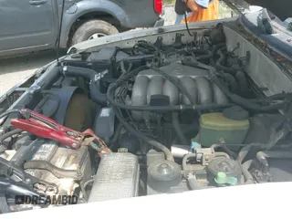 ✅ 2000 Toyota 4Runner Limited • VIN: JT3GN87R3Y0178357 • Lot: 42584729. Listed on IAAI with 224,267 mi. Free auction sales archive from the USA and detailed vehicle history report at DreamBid. Image 13.