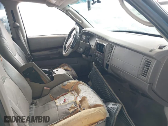 ✅ 2001 Dodge Durango • VIN: 1B4HS28N61F644087 • Lot: 40508226. Listed on IAAI with 203,638 mi. Free auction sales archive from the USA and detailed vehicle history report at DreamBid. Image 5.