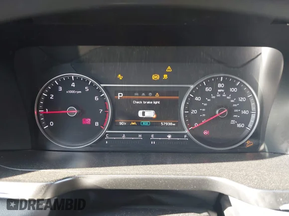 ✅ 2022 Kia Sorento LX • VIN: 5XYRG4LC9NG131316 • Lot: 44684675. Wystawiony na IAAI z przebiegiem 57 938 mil. Bezpłatny archiwum sprzedaży aukcyjnych z USA i szczegółowy raport historii pojazdu na DreamBid. Zdjęcie 7.