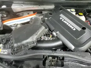 ✅ 2019 Cadillac XT4 AWD Premium Luxury • VIN: 1GYFZDR49KF229705 • Lot: 92904835. Listed on Copart with 52,260 mi. Free auction sales archive from the USA and detailed vehicle history report at DreamBid. Image 15.