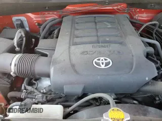 ✅ 2017 Toyota Tundra SR5 • VIN: 5TFDW5F18HX672288 • Lot: 80659715. Wystawiony na Copart z przebiegiem 133 832 mil. Bezpłatny archiwum sprzedaży aukcyjnych z USA i szczegółowy raport historii pojazdu na DreamBid. Zdjęcie 15.