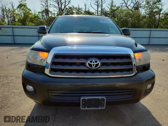 ✅ 2008 Toyota Sequoia SR5 • VIN: 5TDBY64A18S013033 • Lot: 59222206. Listed on Copart with 244,732 mi. Free auction sales archive from the USA and detailed vehicle history report at DreamBid. Image 5.