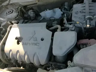 ✅ 2017 Mitsubishi Outlander ES • VIN: JA4AD2A39HZ014946 • Lot: 93123005. Wystawiony na Copart z przebiegiem 149 177 mil. Bezpłatny archiwum sprzedaży aukcyjnych z USA i szczegółowy raport historii pojazdu na DreamBid. Zdjęcie 14.