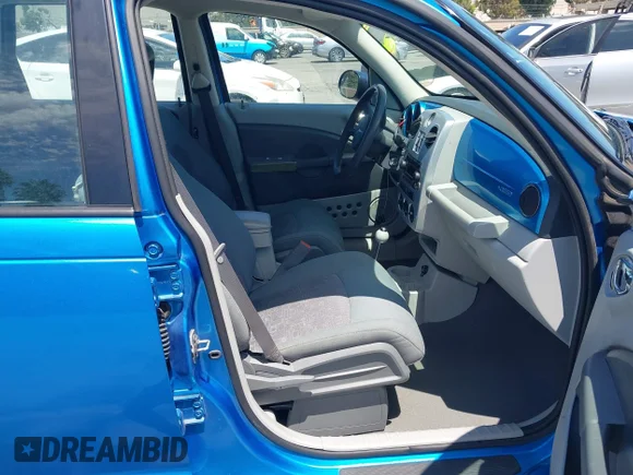 ✅ 2008 Chrysler PT Cruiser • VIN: 3A8FY48B68T115225 • Lot: 42830333. Wystawiony na IAAI z przebiegiem 115 411 mil. Bezpłatny archiwum sprzedaży aukcyjnych z USA i szczegółowy raport historii pojazdu na DreamBid. Zdjęcie 5.