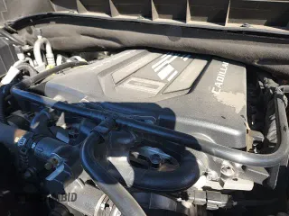 ✅ 2024 Cadillac Escalade AWD V-Series • VIN: 1GYS4HK90RR100920 • Lot: 89710935. Wystawiony na Copart z przebiegiem 38 322 mil. Bezpłatny archiwum sprzedaży aukcyjnych z USA i szczegółowy raport historii pojazdu na DreamBid. Zdjęcie 14.