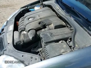 ✅ 2010 Volkswagen Jetta Limited Edition • VIN: 3VWAX7AJ4AM158370 • Lot: 42804927. Listed on IAAI with 129,801 mi. Free auction sales archive from the USA and detailed vehicle history report at DreamBid. Image 12.