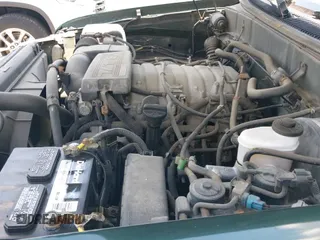 ✅ 2001 Toyota Tundra Limited • VIN: 5TBBT48151S139519 • Lot: 42633624. Listed on IAAI with 240,277 mi. Free auction sales archive from the USA and detailed vehicle history report at DreamBid. Image 14.