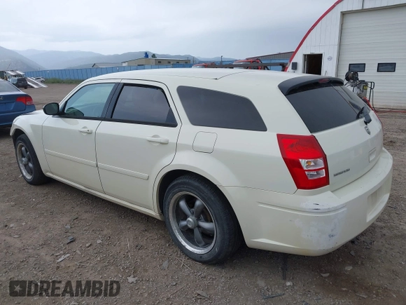 ✅ 2005 Dodge Magnum SE • VIN: 2D4FV48T55H610421 • Lot: 43636179. Wystawiony na IAAI z przebiegiem 144 021 mil. Bezpłatny archiwum sprzedaży aukcyjnych z USA i szczegółowy raport historii pojazdu na DreamBid. Zdjęcie 3.