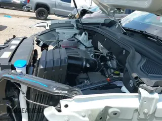 ✅ 2025 Volkswagen Atlas SE • VIN: 1V2WR2CA8SC527817 • Лот: 42921547. Опубликован ранее на IAAI с пробегом 9 808 миль. Бесплатный доступ к архиву аукционных продаж из США и подробный отчёт об истории автомобиля на DreamBid. Изображение 19.