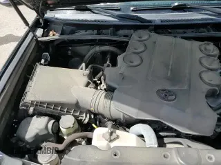 ✅ 2018 Toyota 4Runner TRD Off Road Premium • VIN: JTEBU5JRXJ5522139 • Lot: 84761585. Listed on Copart with 46,819 mi. Free auction sales archive from the USA and detailed vehicle history report at DreamBid. Image 16.