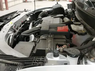 2025 Chevrolet Equinox AWD LT с VIN 3GNAXPEG7SL190701, выставлен на аукционе IAAI как лот 42078026 с пробегом 3 064 миль миль и . История ставок и продаж доступна на DreamBid. Изображение 23.