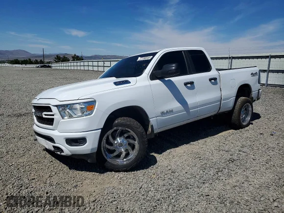 ✅ 2022 Ram 1500 Tradesman • VIN: 1C6RRFCG1NN360565 • Lot: 57190046. Wystawiony na Copart z przebiegiem 119 966 mil. Bezpłatny archiwum sprzedaży aukcyjnych z USA i szczegółowy raport historii pojazdu na DreamBid. Zdjęcie 1.