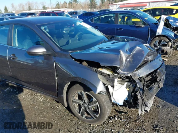 ✅ 2024 Nissan Sentra SV • VIN: 3N1AB8CV2RY302934 • Lot: 44217231. Wystawiony na IAAI z przebiegiem 27 008 mil. Bezpłatny archiwum sprzedaży aukcyjnych z USA i szczegółowy raport historii pojazdu na DreamBid. Zdjęcie 6.