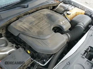 ✅ 2016 Chrysler 300 S • VIN: 2C3CCABG4GH207828 • Lot: 41405061. Listed on IAAI with 114,564 mi. Free auction sales archive from the USA and detailed vehicle history report at DreamBid. Image 19.