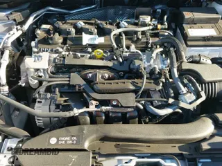 ✅ 2025 Toyota Corolla Cross XLE • VIN: 7MUDAAAG2SV149886 • Lot: 43745062. Wystawiony na IAAI z przebiegiem 8 992 mil. Bezpłatny archiwum sprzedaży aukcyjnych z USA i szczegółowy raport historii pojazdu na DreamBid. Zdjęcie 22.