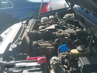 ✅ 1995 Ford Explorer Eddie Bauer • VIN: 1FMDU34X6SUB93681 • Lot: 41851062. Listed on IAAI with 232,993 mi. Free auction sales archive from the USA and detailed vehicle history report at DreamBid. Image 12.