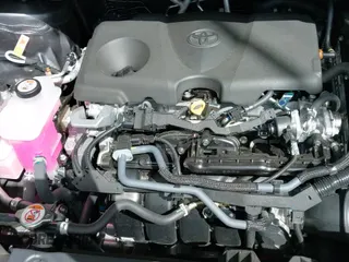 ✅ 2025 Toyota Sienna XSE • VIN: 5TDXSKFC4SS206251 • Lot: 43328121. Wystawiony na IAAI z przebiegiem 12 617 mil. Bezpłatny archiwum sprzedaży aukcyjnych z USA i szczegółowy raport historii pojazdu na DreamBid. Zdjęcie 20.