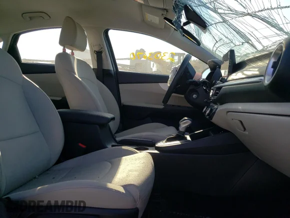 ✅ 2022 Kia Forte LXS • VIN: 3KPF24AD7NE464866 • Lot: 63017224. Listed on Copart with 9,070 mi. Free auction sales archive from the USA and detailed vehicle history report at DreamBid. Image 5.