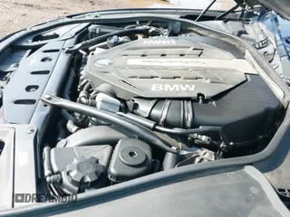 ✅ 2013 BMW 5 Series 550i xDrive • VIN: WBAFU9C50DDY71597 • Lot: 43002483. Wystawiony na IAAI z przebiegiem 141 276 mil. Bezpłatny archiwum sprzedaży aukcyjnych z USA i szczegółowy raport historii pojazdu na DreamBid. Zdjęcie 19.