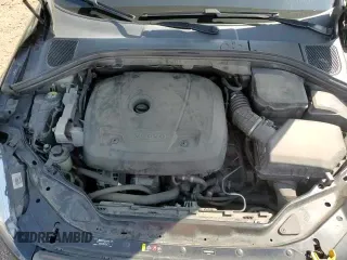 ✅ 2017 Volvo XC60 Dynamic • VIN: YV449MRR4H2064331 • Lot: 86675385. Wystawiony na Copart z przebiegiem 128 344 mil. Bezpłatny archiwum sprzedaży aukcyjnych z USA i szczegółowy raport historii pojazdu na DreamBid. Zdjęcie 16.