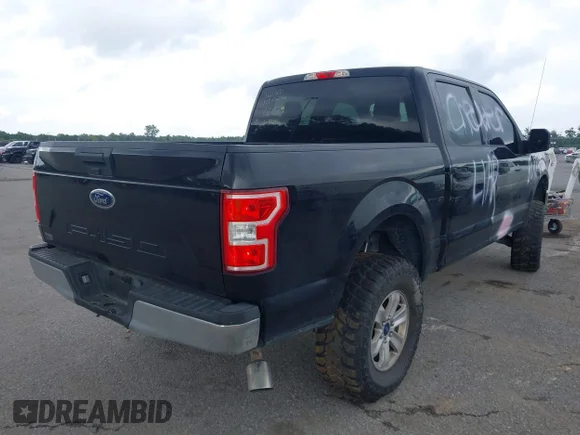 ✅ 2020 Ford F-150 XL • VIN: 1FTEW1C51LKD27579 • Lot: 42527114. Wystawiony na IAAI z przebiegiem 128 151 mil. Bezpłatny archiwum sprzedaży aukcyjnych z USA i szczegółowy raport historii pojazdu na DreamBid. Zdjęcie 4.