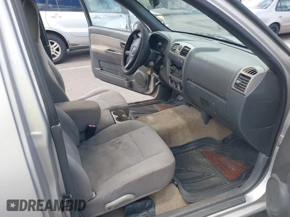 ✅ 2004 Chevrolet Colorado LS Z85 • VIN: 1GCCS148148205945 • Lot: 45242873. Wystawiony na IAAI z przebiegiem 245 661 mil. Bezpłatny archiwum sprzedaży aukcyjnych z USA i szczegółowy raport historii pojazdu na DreamBid. Zdjęcie 8.