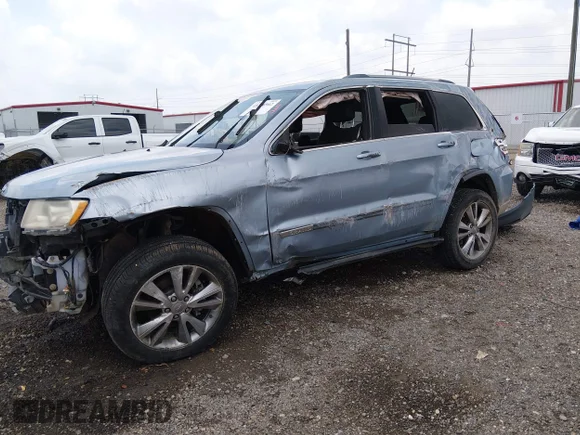 ✅ 2013 Jeep Grand Cherokee Laredo • VIN: 1C4RJEAG3DC550133 • Лот: 45386962. Опубліковано раніше на IAAI з пробігом 170 669 миль. Безкоштовний доступ до архіву аукціонних продажів зі США та докладний звіт про історію автомобіля на DreamBid. Зображення 6.
