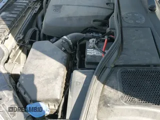 ✅ 2016 Volvo S60 T5 Drive-E • VIN: YV126MFJ6G2409403 • Lot: 42118132. Listed on IAAI with 98,080 mi. Free auction sales archive from the USA and detailed vehicle history report at DreamBid. Image 12.