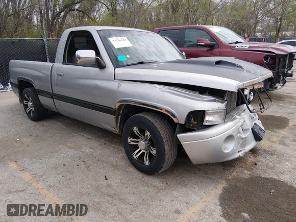 ✅ 1994 Dodge 1500 • VIN: 3B7HC16Y5RM502722 • Lot: 44796143. Wystawiony na IAAI z przebiegiem 284 642 mil. Bezpłatny archiwum sprzedaży aukcyjnych z USA i szczegółowy raport historii pojazdu na DreamBid. Zdjęcie 1.
