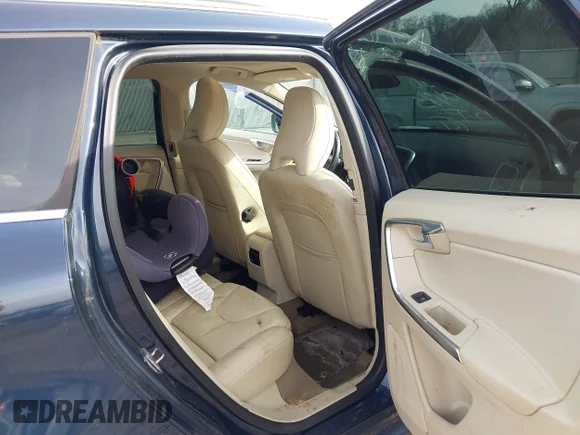 ✅ 2014 Volvo XC60 3.2L • VIN: YV4940DZ9E2547717 • Lot: 42880473. Wystawiony na IAAI z przebiegiem 114 315 mil. Bezpłatny archiwum sprzedaży aukcyjnych z USA i szczegółowy raport historii pojazdu na DreamBid. Zdjęcie 8.