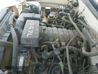 ✅ 2005 Toyota Sequoia Limited • VIN: 5TDBT48A35S254424 • Лот: 42853491. Опубликован ранее на IAAI с пробегом 248 118 миль. Бесплатный доступ к архиву аукционных продаж из США и подробный отчёт об истории автомобиля на DreamBid. Изображение 17.