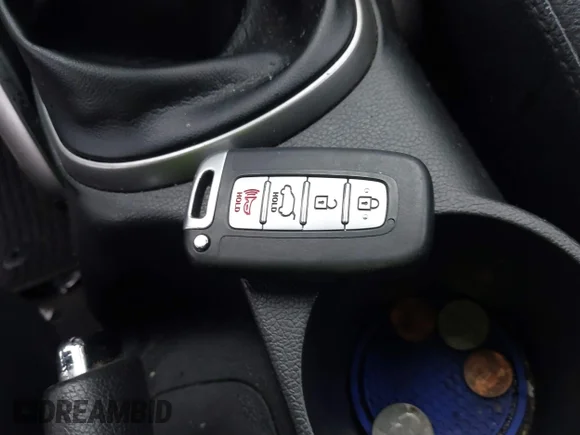 ✅ 2016 Hyundai Veloster • VIN: KMHTC6ADXGU273034 • Lot: 40420771. Wystawiony na IAAI z przebiegiem 206 694 mil. Bezpłatny archiwum sprzedaży aukcyjnych z USA i szczegółowy raport historii pojazdu na DreamBid. Zdjęcie 11.