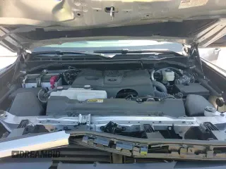 ✅ 2025 Toyota Tundra SR • VIN: 5TFLA5DBXSX283813 • Lot: 69065145. Wystawiony na Copart z przebiegiem 9 671 mil. Bezpłatny archiwum sprzedaży aukcyjnych z USA i szczegółowy raport historii pojazdu na DreamBid. Zdjęcie 15.