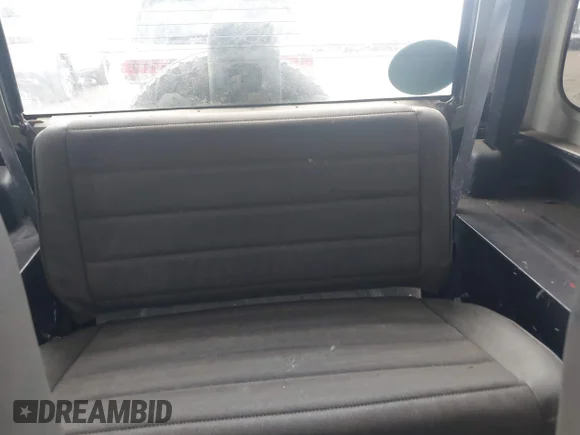 ✅ 1995 Jeep Wrangler S • VIN: 1J4FY19P4SP242027 • Лот: 42149833. Опубліковано раніше на IAAI з пробігом 158 695 миль. Безкоштовний доступ до архіву аукціонних продажів зі США та докладний звіт про історію автомобіля на DreamBid. Зображення 8.
