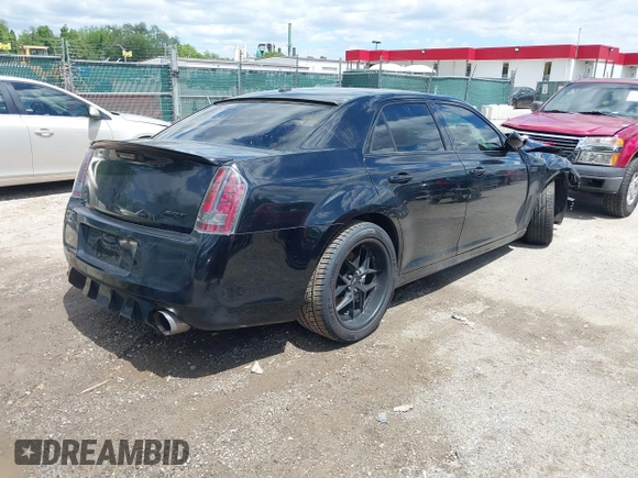 ✅ 2014 Chrysler 300 SRT-8 • VIN: 2C3CCAFJ4EH342990 • Lot: 45134177. Wystawiony na IAAI z przebiegiem 77 268 mil. Bezpłatny archiwum sprzedaży aukcyjnych z USA i szczegółowy raport historii pojazdu na DreamBid. Zdjęcie 4.