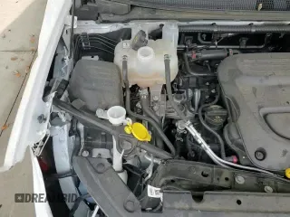 ✅ 2025 Chrysler Pacifica Limited • VIN: 2C4RC1GG8SR552927 • Lot: 93134665. Listed on Copart with 42,472 mi. Free auction sales archive from the USA and detailed vehicle history report at DreamBid. Image 14.