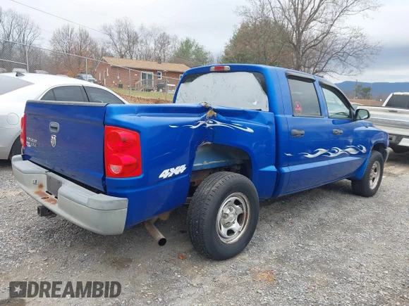 ✅ 2007 Dodge Dakota ST • VIN: 1D7HW28K37S243115 • Lot: 43748712. Wystawiony na IAAI z przebiegiem 44 890 mil. Bezpłatny archiwum sprzedaży aukcyjnych z USA i szczegółowy raport historii pojazdu na DreamBid. Zdjęcie 6.