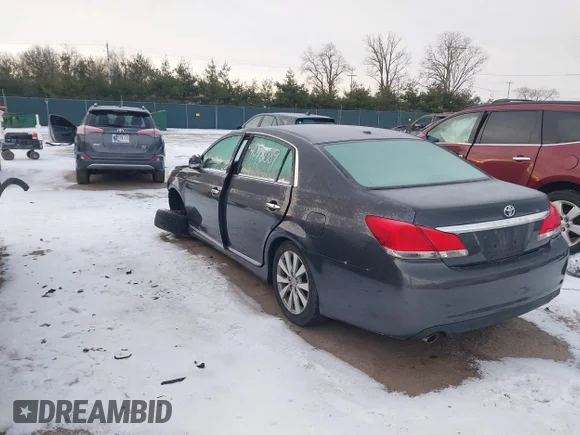 ✅ 2011 Toyota Avalon • VIN: 4T1BK3DB6BU379190 • Lot: 44078089. Wystawiony na IAAI z przebiegiem 125 000 mil. Bezpłatny archiwum sprzedaży aukcyjnych z USA i szczegółowy raport historii pojazdu na DreamBid. Zdjęcie 3.