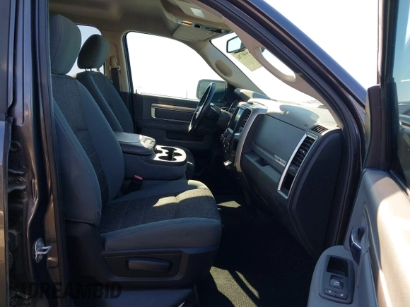 ✅ 2016 Ram 1500 SLT • VIN: 1C6RR6GT8GS347730 • Lot: 44401784. Wystawiony na IAAI z przebiegiem 138 080 mil. Bezpłatny archiwum sprzedaży aukcyjnych z USA i szczegółowy raport historii pojazdu na DreamBid. Zdjęcie 5.