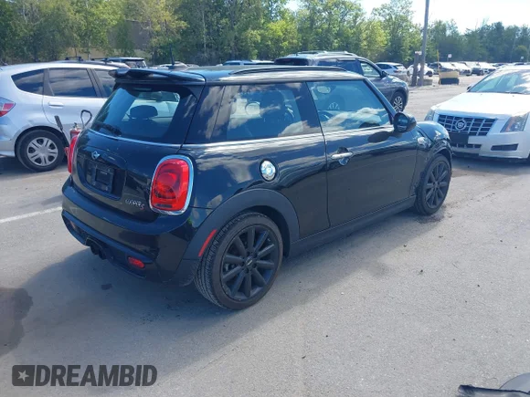 ✅ 2015 MINI Hardtop S • VIN: WMWXP7C51F2A59646 • Лот: 43042956. Опубликован ранее на IAAI с пробегом 108 033 миль. Бесплатный доступ к архиву аукционных продаж из США и подробный отчёт об истории автомобиля на DreamBid. Изображение 4.