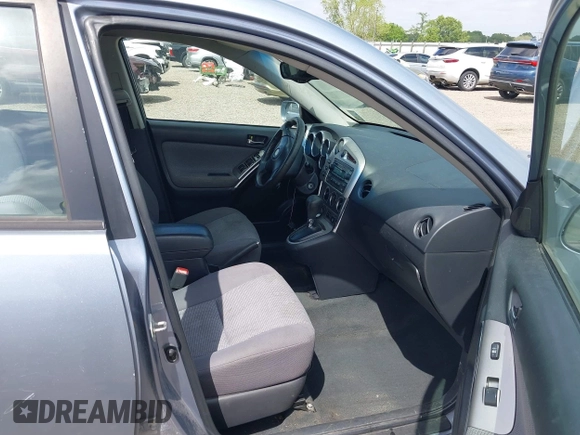 ✅ 2006 Toyota Matrix STD • VIN: 2T1KR32E46C568310 • Lot: 44807358. Wystawiony na IAAI z przebiegiem 210 414 mil. Bezpłatny archiwum sprzedaży aukcyjnych z USA i szczegółowy raport historii pojazdu na DreamBid. Zdjęcie 5.