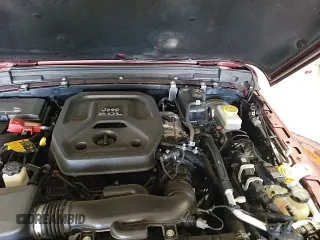 ✅ 2021 Jeep Wrangler Unlimited Sport S • VIN: 1C4HJXDN7MW638442 • Lot: 86826995. Wystawiony na Copart z przebiegiem 56 603 mil. Bezpłatny archiwum sprzedaży aukcyjnych z USA i szczegółowy raport historii pojazdu na DreamBid. Zdjęcie 17.