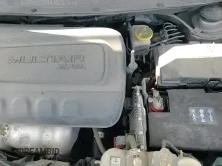 ✅ 2020 Jeep Cherokee Latitude Plus • VIN: 1C4PJMLB4LD575702 • Lot: 90839855. Wystawiony na Copart z przebiegiem 106 736 mil. Bezpłatny archiwum sprzedaży aukcyjnych z USA i szczegółowy raport historii pojazdu na DreamBid. Zdjęcie 14.