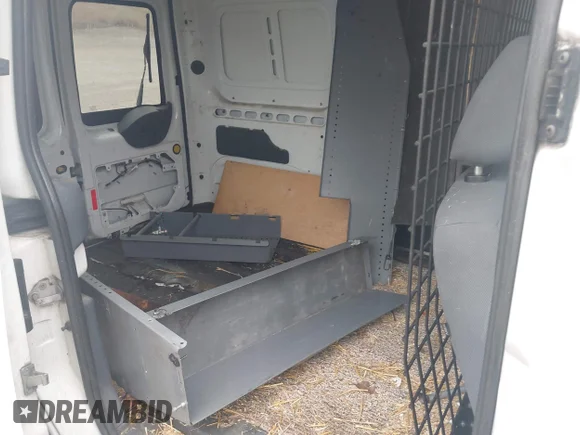 ✅ 2011 Ford Transit Connect XL • VIN: NM0LS7CNXBT061510 • Лот: 44482583. Опубліковано раніше на IAAI з пробігом 228 273 миль. Безкоштовний доступ до архіву аукціонних продажів зі США та докладний звіт про історію автомобіля на DreamBid. Зображення 8.