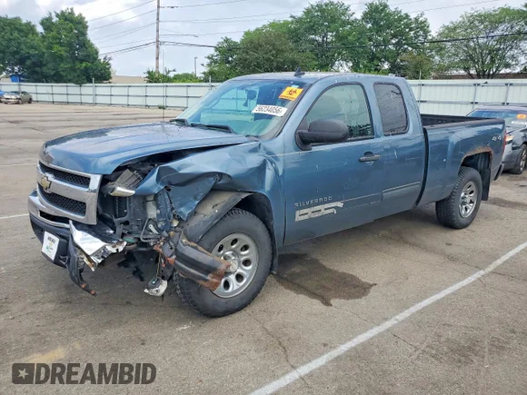 ✅ 2010 Chevrolet Silverado 1500 LS • VIN: 1GCSKREAXAZ176088 • Лот: 56234056. Опубліковано раніше на Copart з пробігом Не вказано. Безкоштовний доступ до архіву аукціонних продажів зі США та докладний звіт про історію автомобіля на DreamBid. Зображення 1.