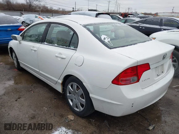 ✅ 2008 Honda Civic LX • VIN: 1HGFA165X8L056412 • Lot: 43982012. Wystawiony na IAAI z przebiegiem 219 327 mil. Bezpłatny archiwum sprzedaży aukcyjnych z USA i szczegółowy raport historii pojazdu na DreamBid. Zdjęcie 3.
