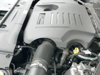 ✅ 2022 Land Rover Range Rover • VIN: SALGR2SU0NA463055 • Lot: 43243074. Listed on IAAI with 36,708 mi. Free auction sales archive from the USA and detailed vehicle history report at DreamBid. Image 19.